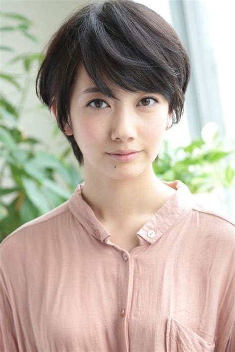 ショートカット セクシー女優|芸能人のショートヘア40選！似合う女性ランキングを公開【画像。